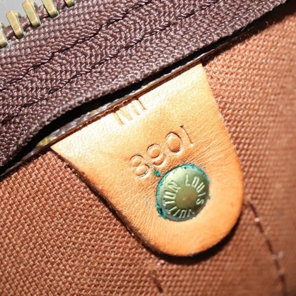LOUIS VUITTON Monogram Keepall 60 Boston Bag - Picture 15 of 16